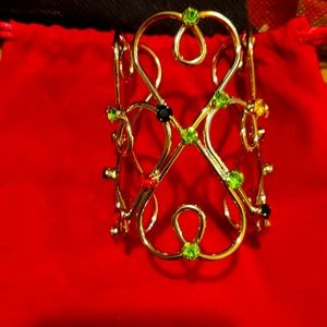 Sassy Jones 'Afrikaan' Luxe Heart Cuff -NEW